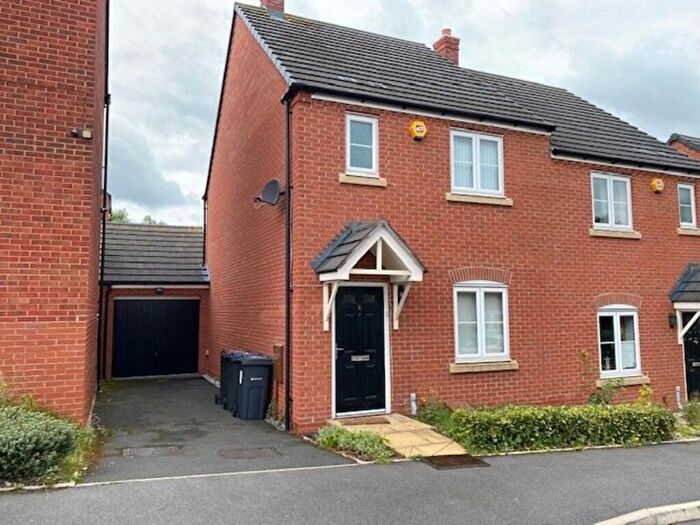 3 Bedroom Semi-Detached House To Rent In Brindley Avenue, Edgbaston, Birmingham, B16