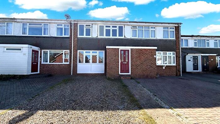 3 Bedroom Terraced House For Sale In Willowby Gardens, Parkwood, Gillingham, ME8