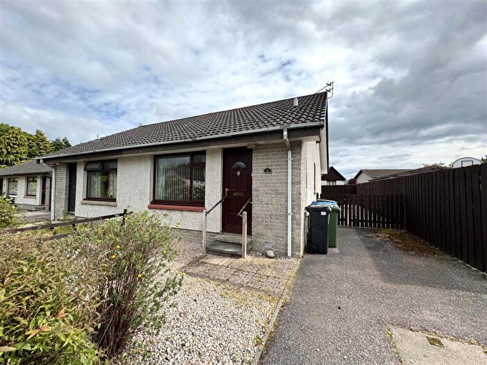 1 Bedroom Semi-Detached Bungalow For Sale In Lochlann Crescent, Culloden, IV2