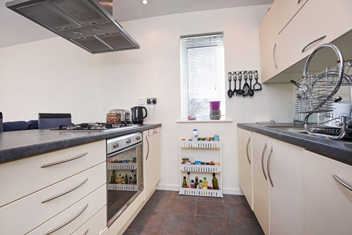 2 Bedroom Flat To Rent In Flamsteed Court, London, SE13
