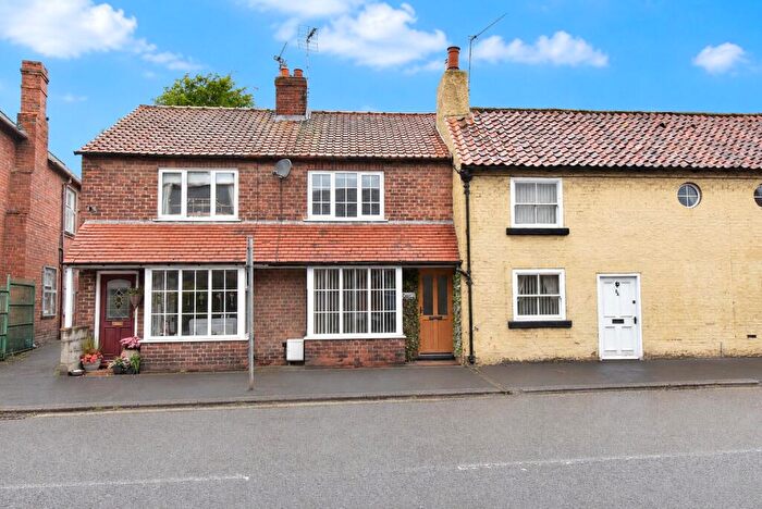 2 Bedroom Terraced House For Sale In Thirsk Road, Northallerton, North Yorkshire, DL6