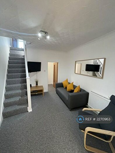 3 Bedroom End Of Terrace House To Rent In Green Lane, Ormskirk, L39