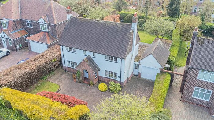 3 Bedroom Detached House To Rent In London Road, Appleton, Warrington, WA4