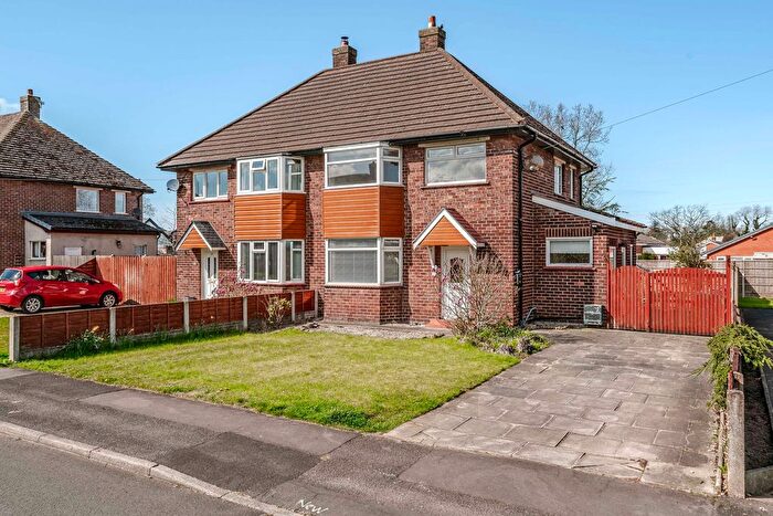 3 Bedroom Semi Detached House For Sale In Sutton Avenue, Tarleton, PR4