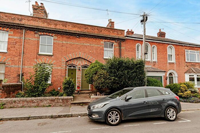 4 Bedroom Terraced House For Sale In St. Marys Road, Faversham, ME13