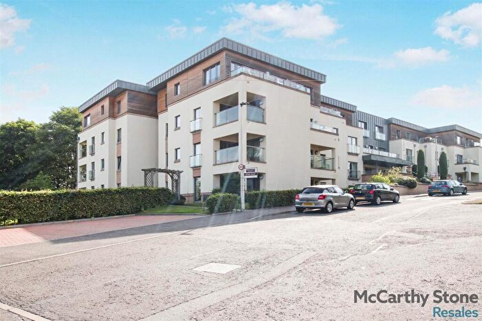 2 Bedroom Apartment For Sale In Baberton Avenue, Juniper Green, EH14