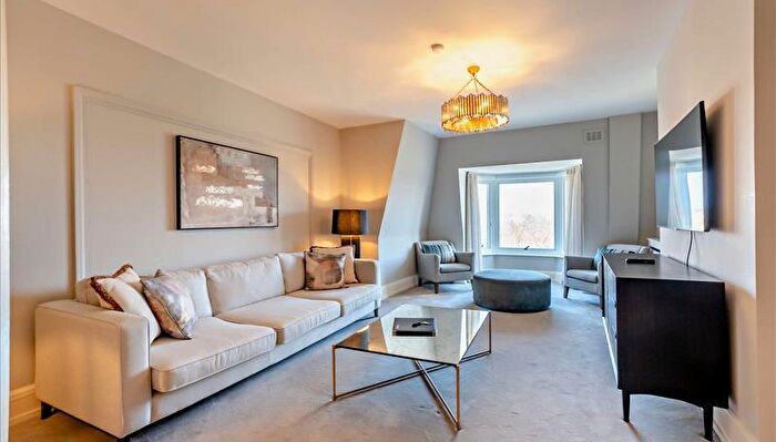 4 Bedroom Apartment To Rent In Strathmore Court, Park Road, London, NW8