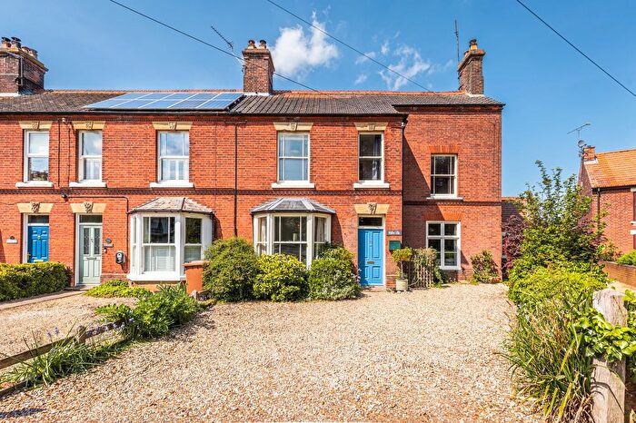 4 Bedroom End Of Terrace House For Sale In Cromer Road, Holt, NR25