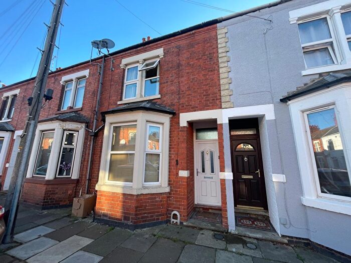 3 Bedroom Terraced House For Sale In Southampton Road, Northampton, Northamptonshire, NN4
