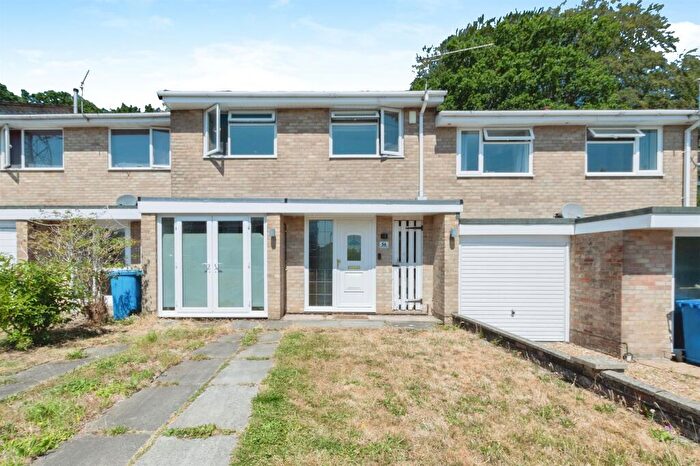 3 Bedroom Terraced House For Sale In Viscount Walk, Bournemouth, BH11