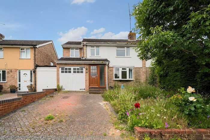 4 Bedroom Semi-Detached House To Rent In Dartington Avenue, Reading, RG5