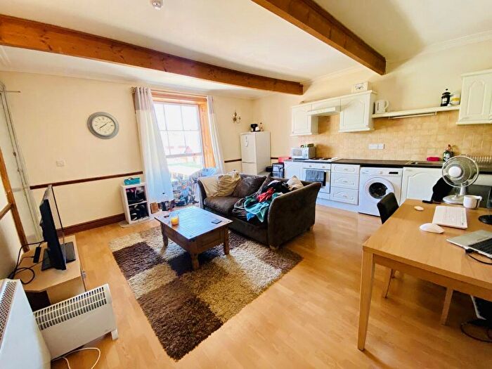 1 Bedroom Apartment To Rent In Moorgate House, NR19