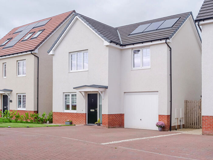 3 Bedroom Detached House For Sale In Draffen Hill Road, Stewarton, KA3