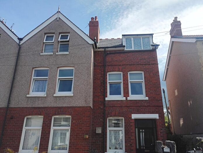 1 Bedroom Apartment To Rent In York Road, Colwyn Bay, LL29