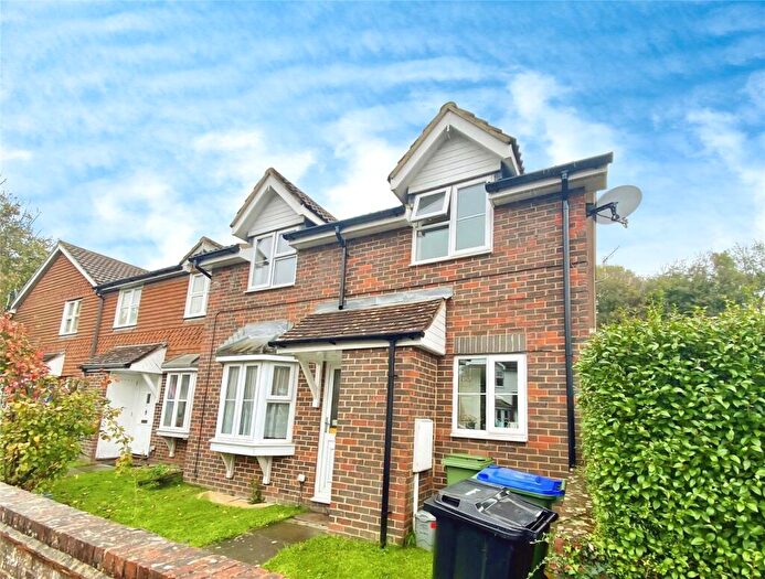 2 Bedroom Detached House To Rent In Court Road, Lewes, East Sussex, BN7