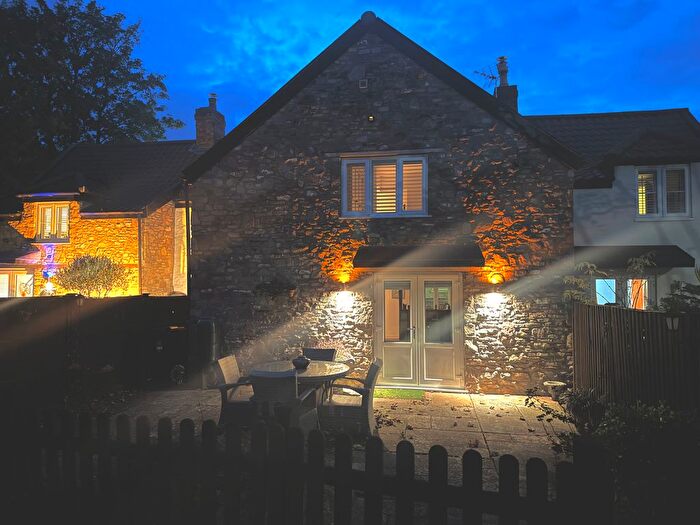 2 Bedroom Cottage For Sale In High Street, Portishead, BS20