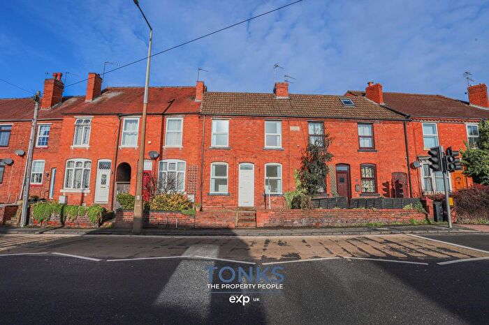 2 Bedroom Terraced House For Sale In Stourbridge Road, Halesowen, B63