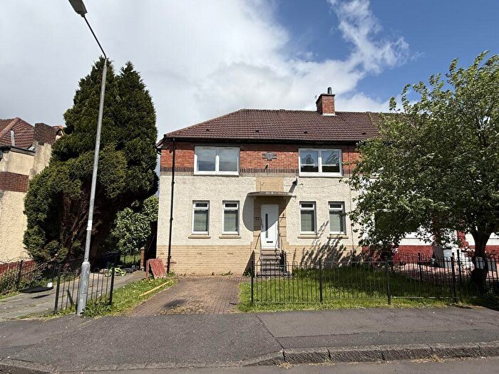 2 Bedroom Flat To Rent In Kerr Crescent, Hamilton, ML3