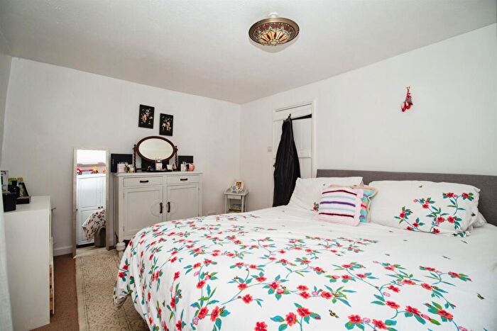 3 Bedroom Terraced House For Sale In Icen Way, Dorchester, DT1