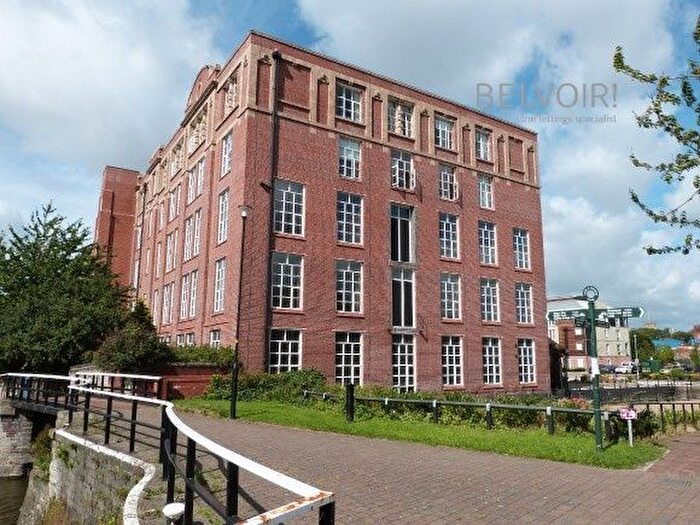 2 Bedroom Flat To Rent In Trencherfield Mill, Heritage Way, Wigan, WN3