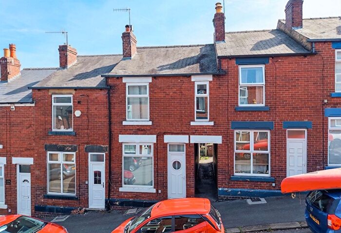 3 Bedroom Terraced House For Sale In Cartmell Road, Sheffield, S8
