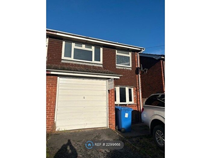 3 Bedroom Semi-Detached House To Rent In Alvaston Street, Alvaston, Derby, DE24