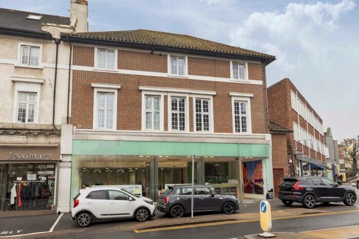 2 Bedroom Flat To Rent In Finchley Road, Temple Fortune, NW11