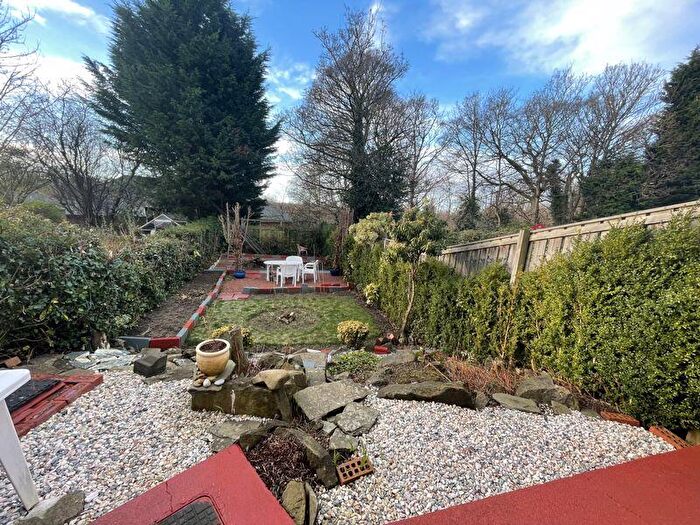 3 Bedroom Flat For Sale In Heaton Road, Heaton, Newcastle Upon Tyne, NE6