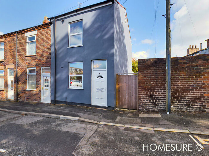 2 Bedroom End Of Terrace House To Rent In Moss Street, Prescot, L34