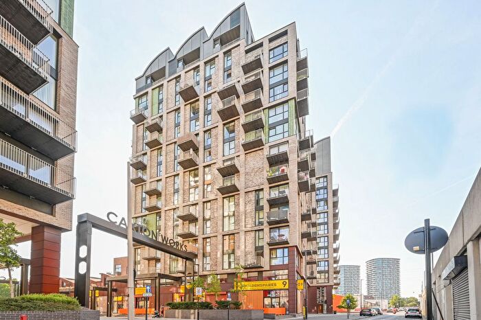 2 Bedroom Flat For Sale In Thanet Tower, Canning Town, London, E16