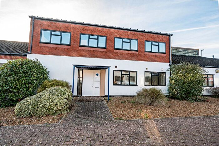 1 Bedroom Flat To Rent In Walker Avenue, Milton Keynes, MK12