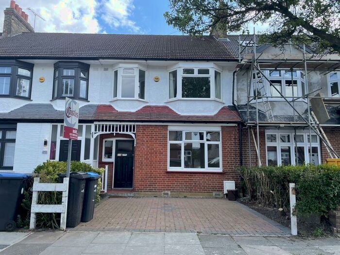 3 Bedroom Terraced House To Rent In Princes Avenue, London, N13