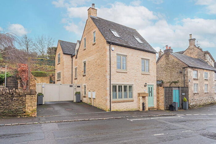 4 Bedroom Detached House For Sale In High Street, Avening, GL8
