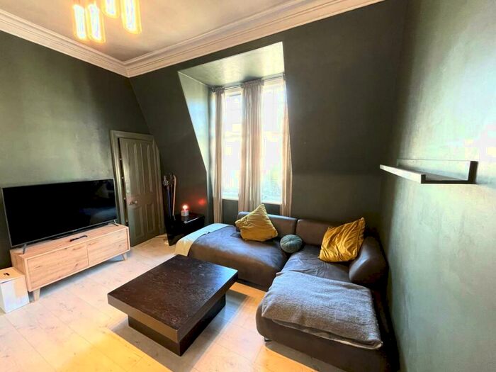 2 Bedroom House To Rent In F Schoolhill, AB10