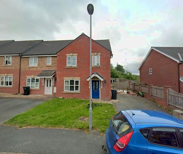 3 Bedroom End Of Terrace House For Sale In Meadow View, Newtown, SY16