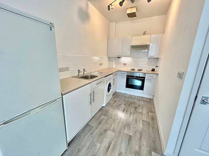 1 Bedroom Flat To Rent In Wollaton Street, Nottingham, NG1