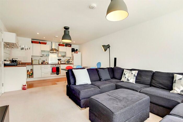 2 Bedroom Apartment To Rent In Wick Lane, London, E3
