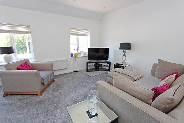 2 Bedroom Maisonette For Sale In Brighton Road, Burgh Heath, KT20