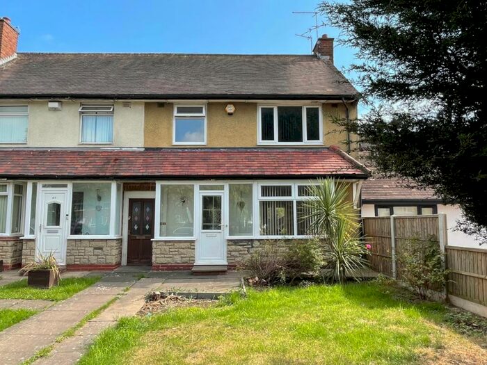 3 Bedroom Terraced House To Rent In Shard End Crescent, Birmingham, B34