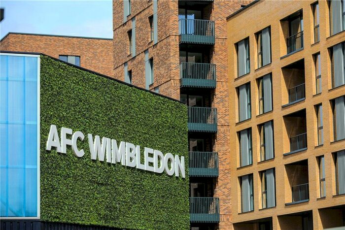 1 Bedroom Flat To Rent In Greyhound Parade, Wimbledon Grounds, London, SW17