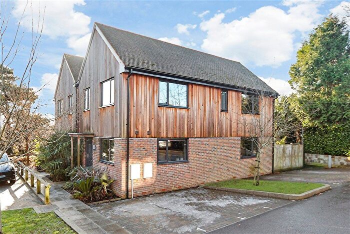 3 Bedroom Semi Detached House For Sale In Lewes Road, Blackboys, Uckfield, East Sussex, TN22