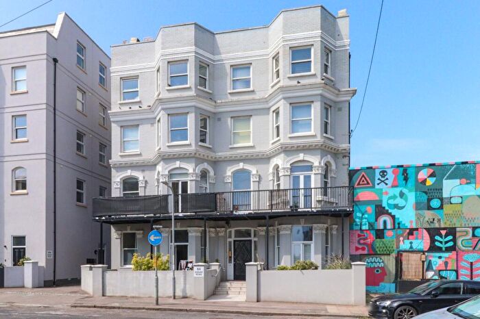 2 Bedroom Flat For Sale In Edgar Road, Cliftonville, Margate, Kent, CT9