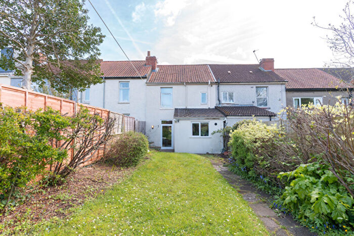 1 Bedroom Flat For Sale In Park Road, Northville, Bristol, BS7