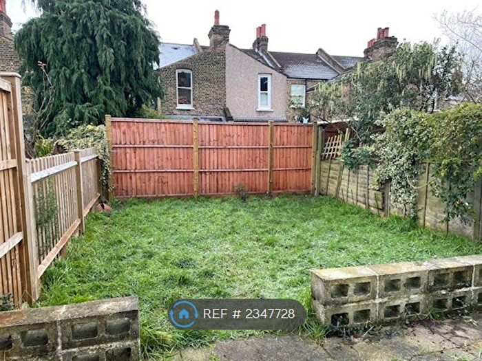 1 Bedroom Flat To Rent In Ballina Street, London, SE23