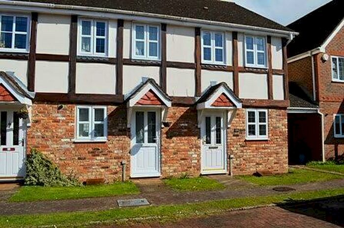 2 Bedroom House To Rent In Sherfield On Loddon, Hampshire, RG27