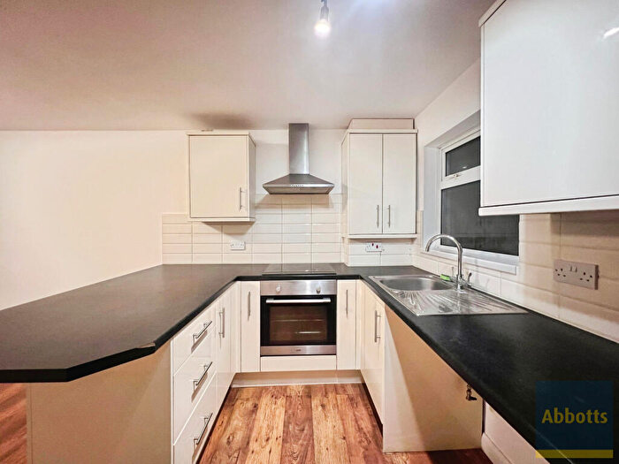 3 Bedroom Property To Rent In Laindon, Basildon, SS15