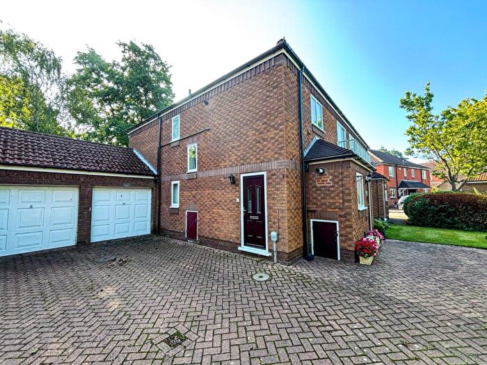 2 Bedroom Apartment To Rent In Ella Park, Anlaby, Hull, East Riding Of Yorkshi, HU10