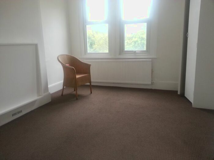 2 Bedroom Flat To Rent In Sherringham Ave, Tottenham, N17