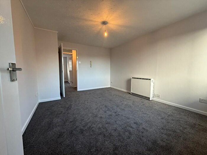 1 Bedroom Flat To Rent In Rose Hill, Braintree, Essex, CM7