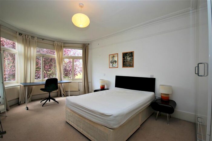 Studio To Rent In Sotheby Road, London, N5
